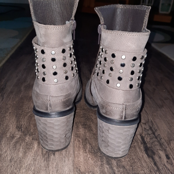 Genuine leather high quality distressed ankle booties Brusque brand 👌 - Picture 4 of 9